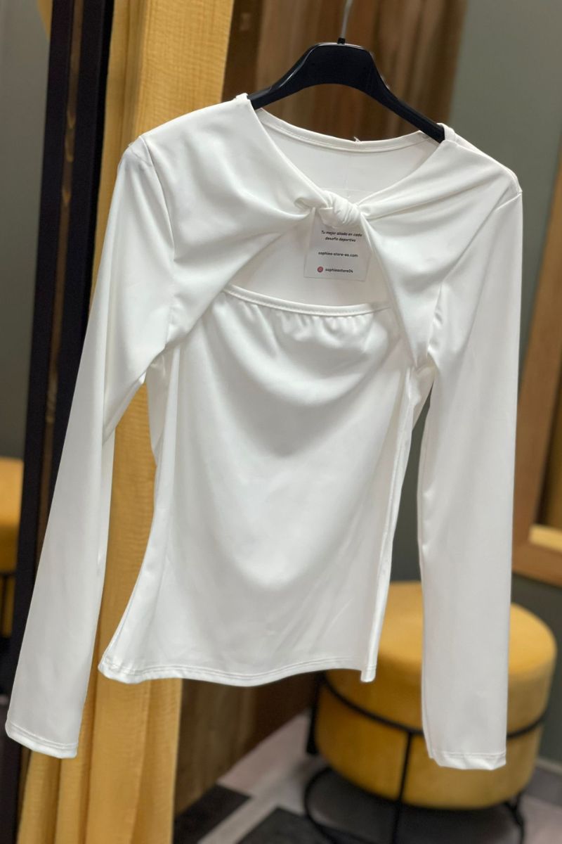 Top camiseta nudo