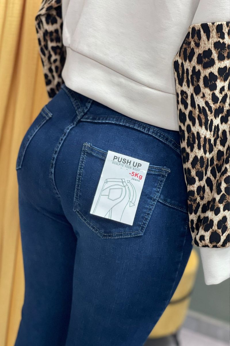 Vaquero Curvy push up elastico