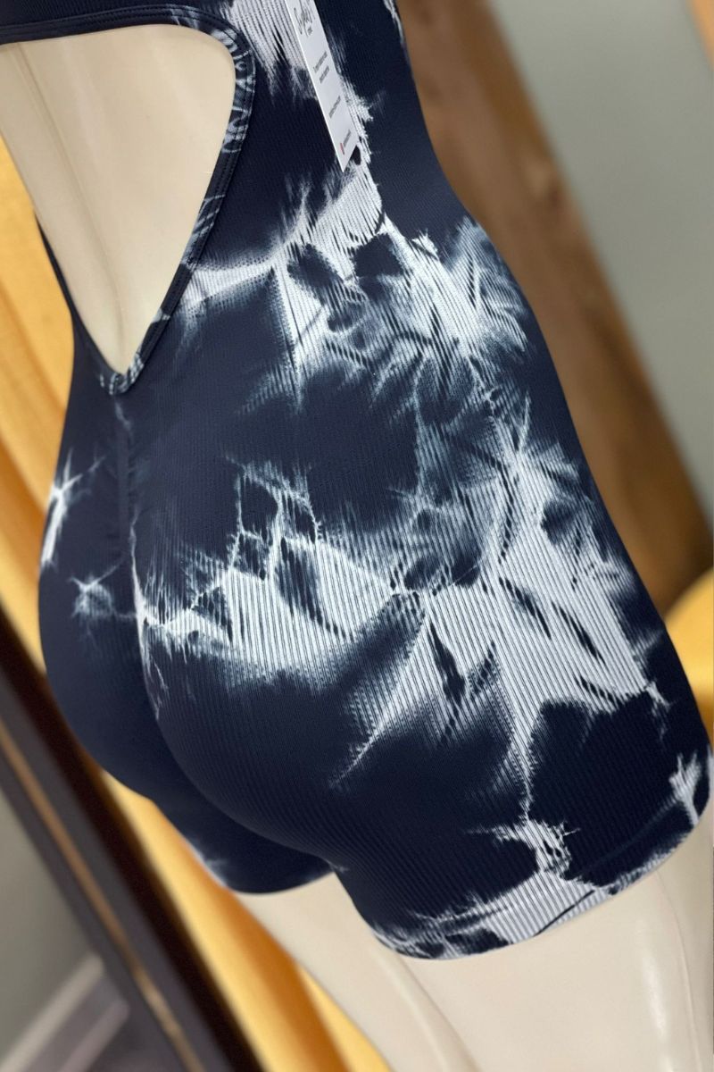 Mono Tie dye push up