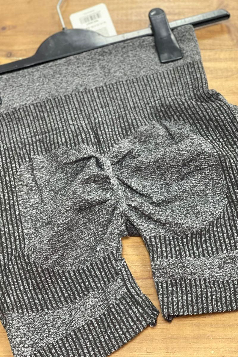 Short Naira push up