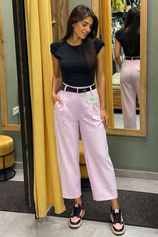 Pantalón con cinto T.U