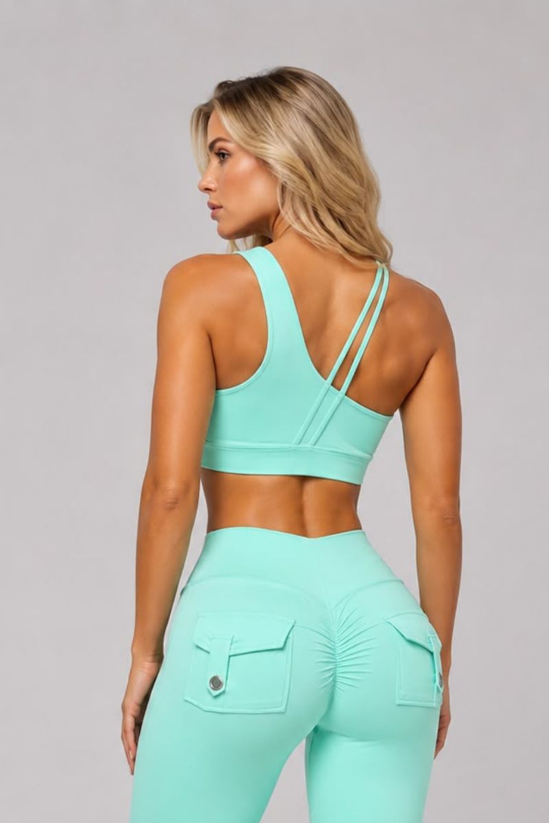 Top Nina