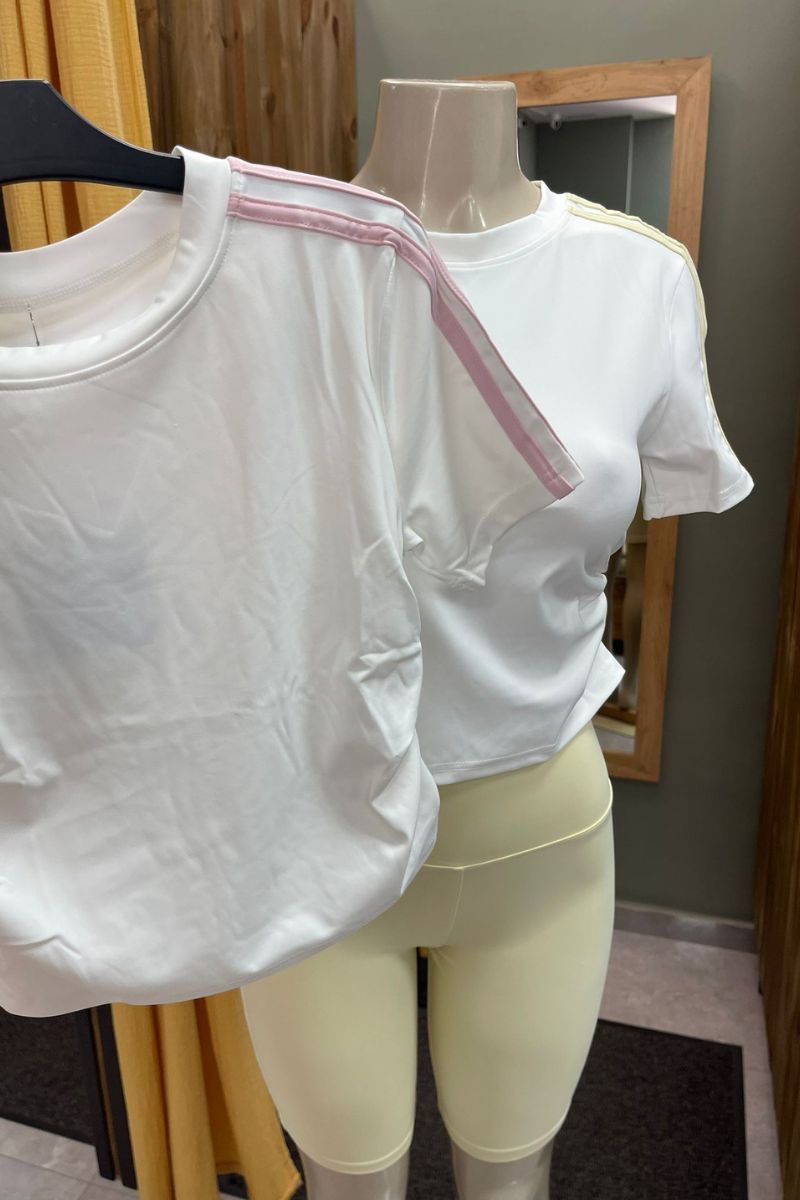Camiseta Adriana