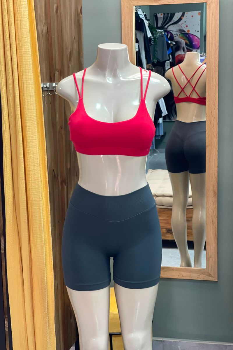 Top Anais
