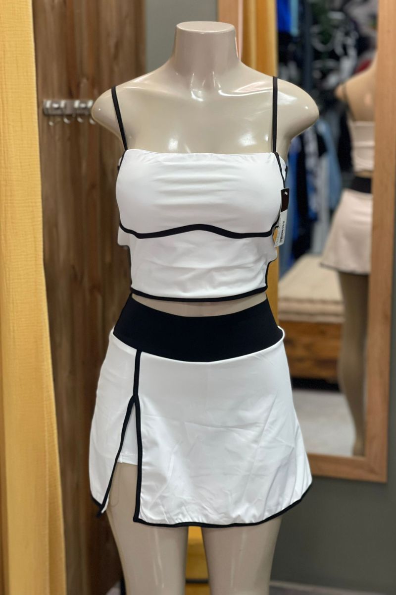 Conjunto con falda pantalón