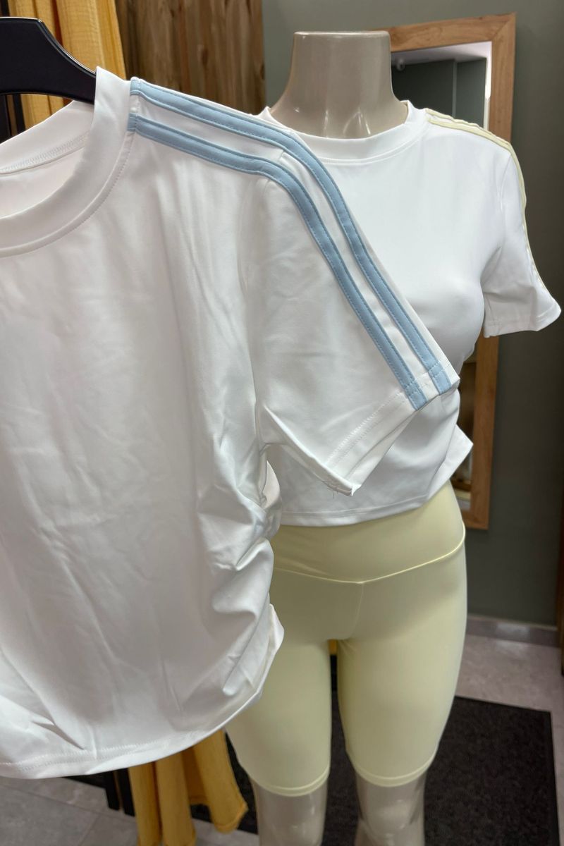 Camiseta Adriana