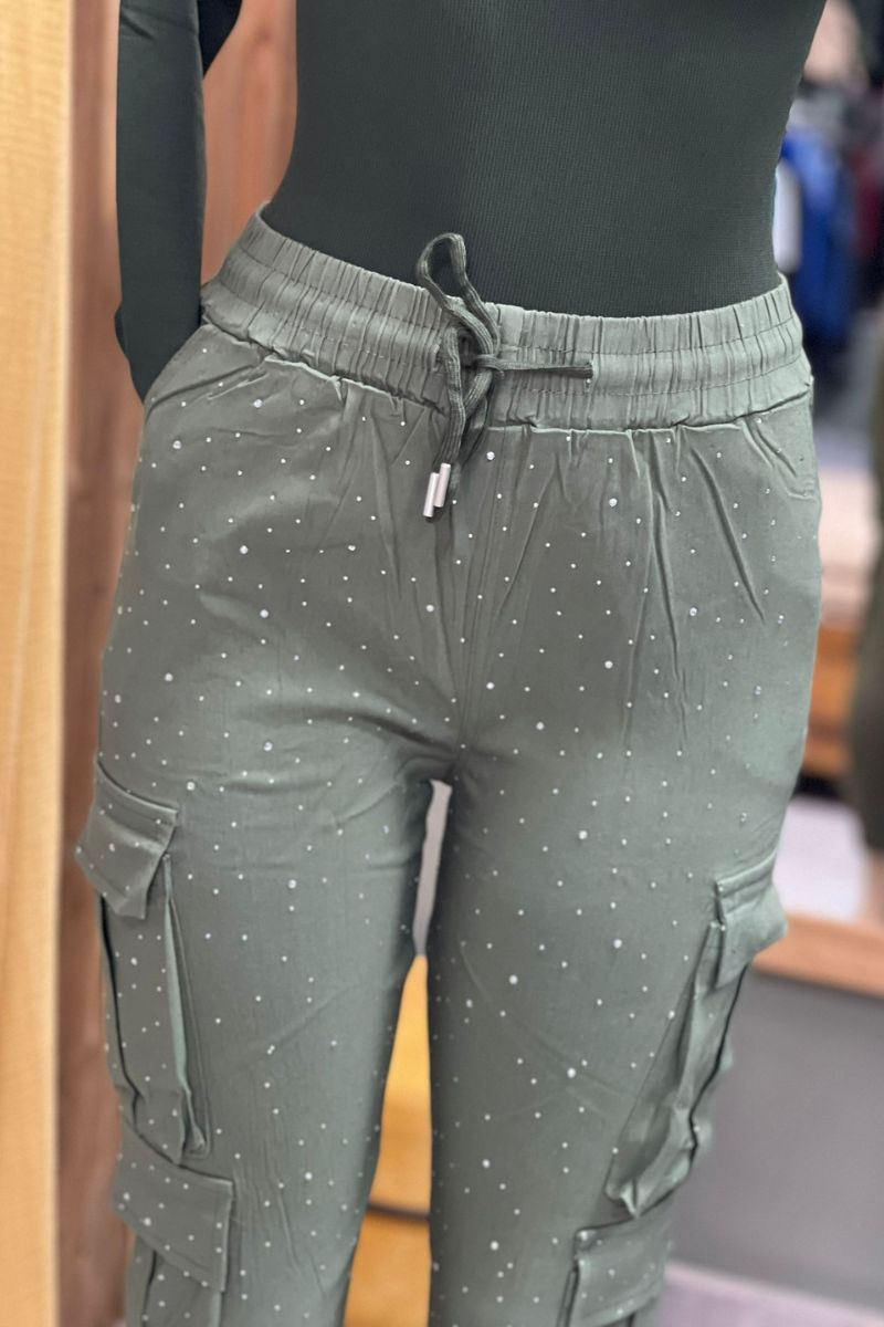 Pantalón cargo brillo