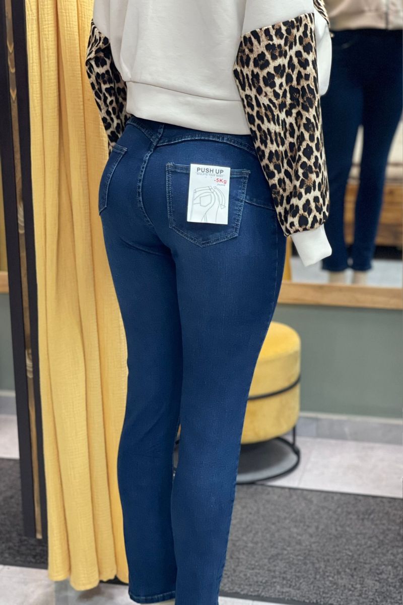 Vaquero Curvy push up elastico