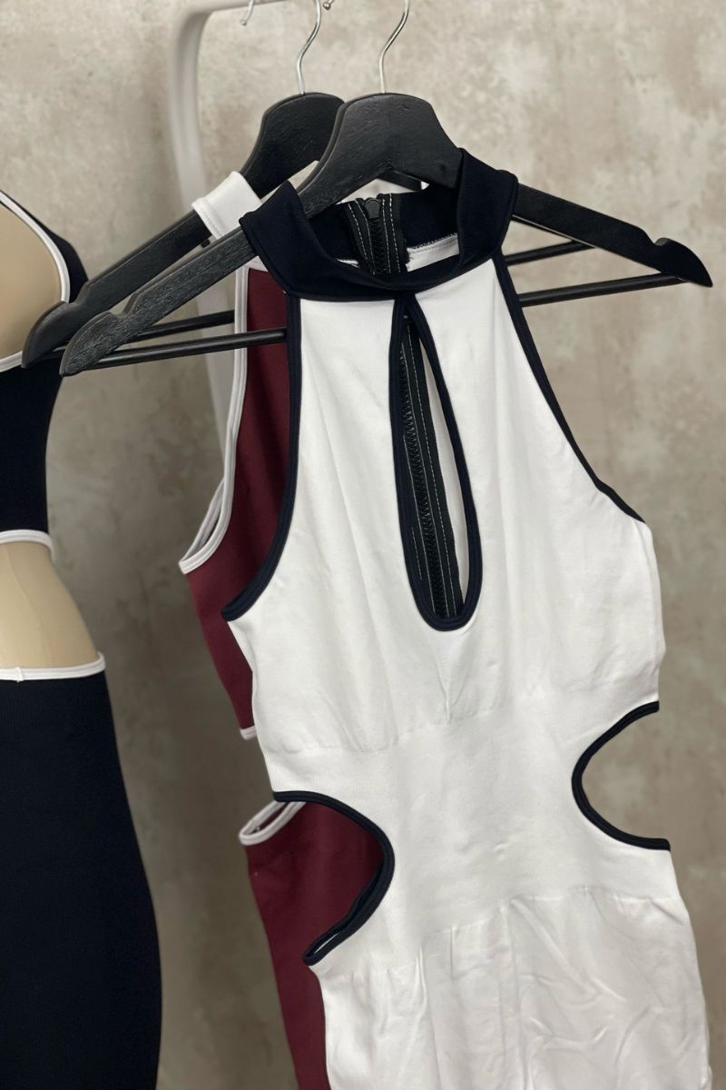 Mono Delia push up y acampanado
