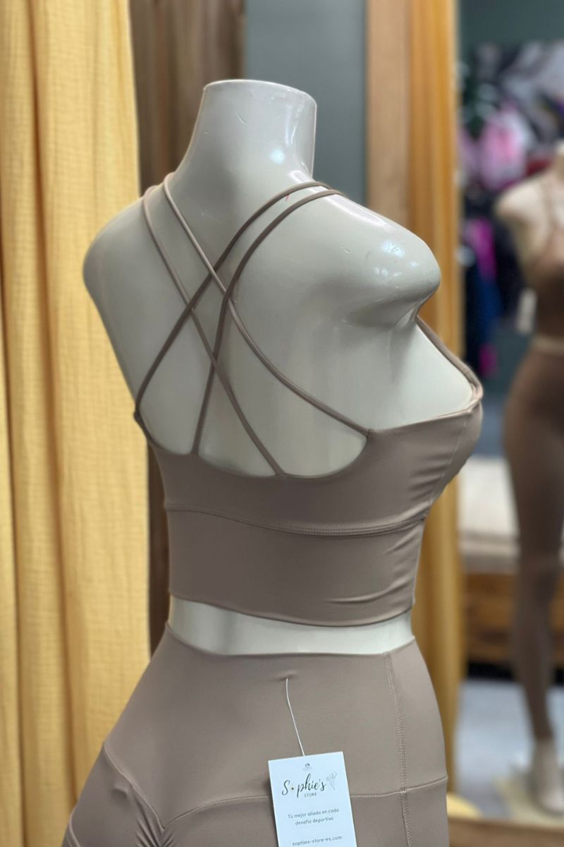 Top " Elegancia" con copa