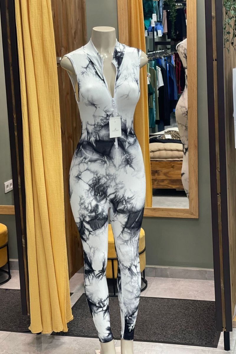 Mono Reductor Tie Dye