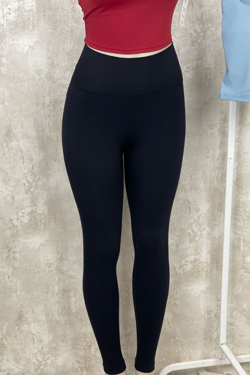 Leggins negro push up desde la S hasta la XL