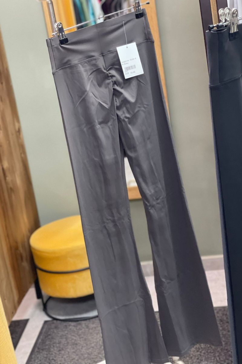 Leggins acampanado push up - Olga