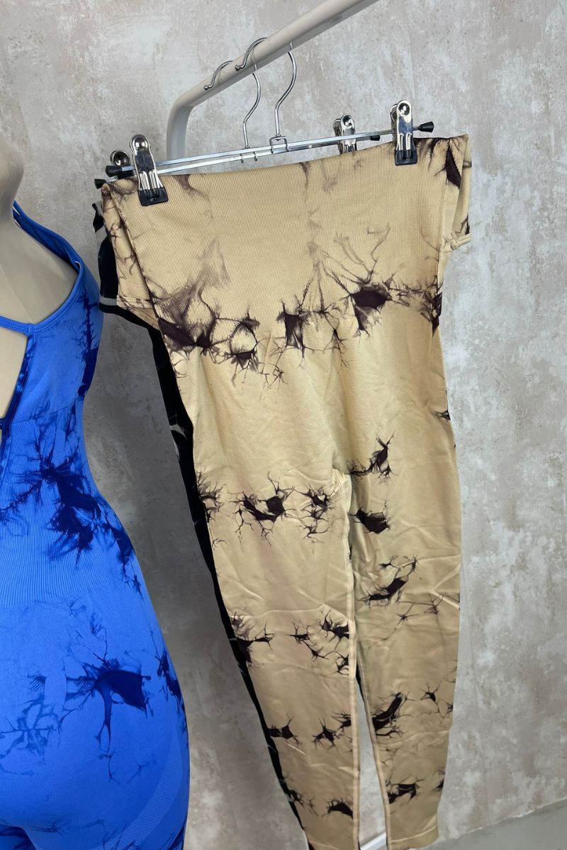 Mono Tie Dye Push Up